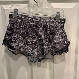 Lululemon hotty hot shorts